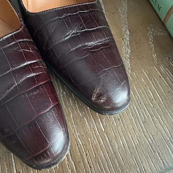 Women's vintage Ralph Lauren Heels, Size 7, Dark Brown burgundy - Picture 9 of 9